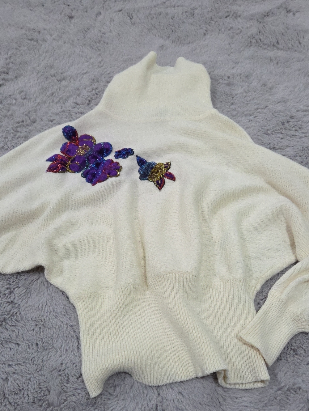 Vintage Cream Turtleneck Sweater with Purple and Gold Floral Embroidery